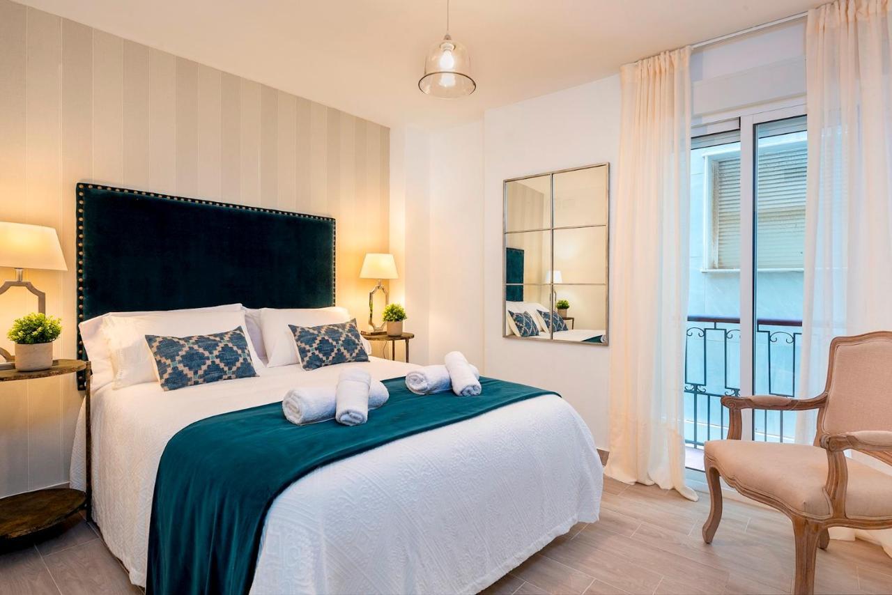 מאלגה Genteel Home Plaza De Las Flores מראה חיצוני תמונה